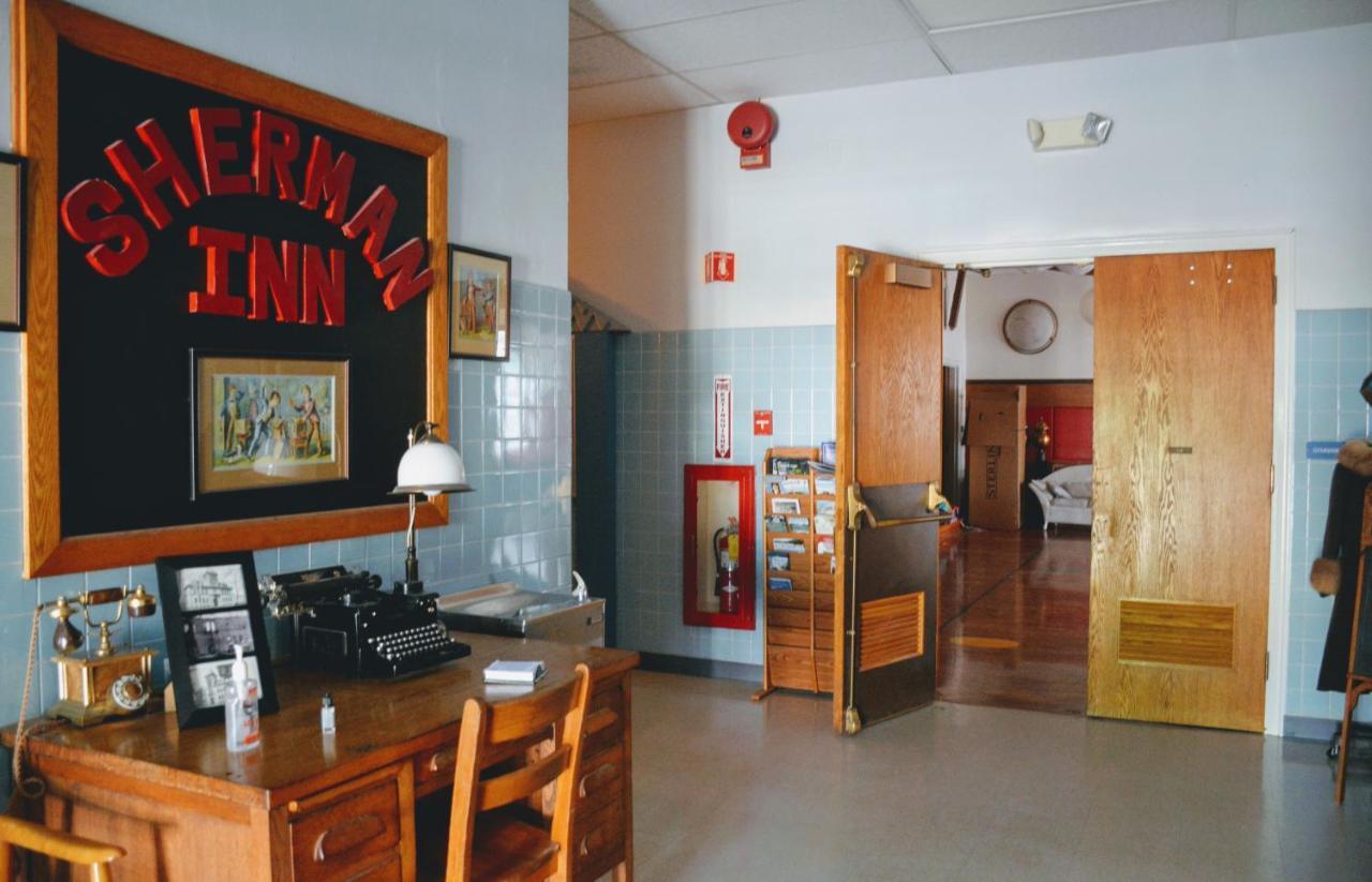 Sherman Inn Ogdensburg Exterior photo