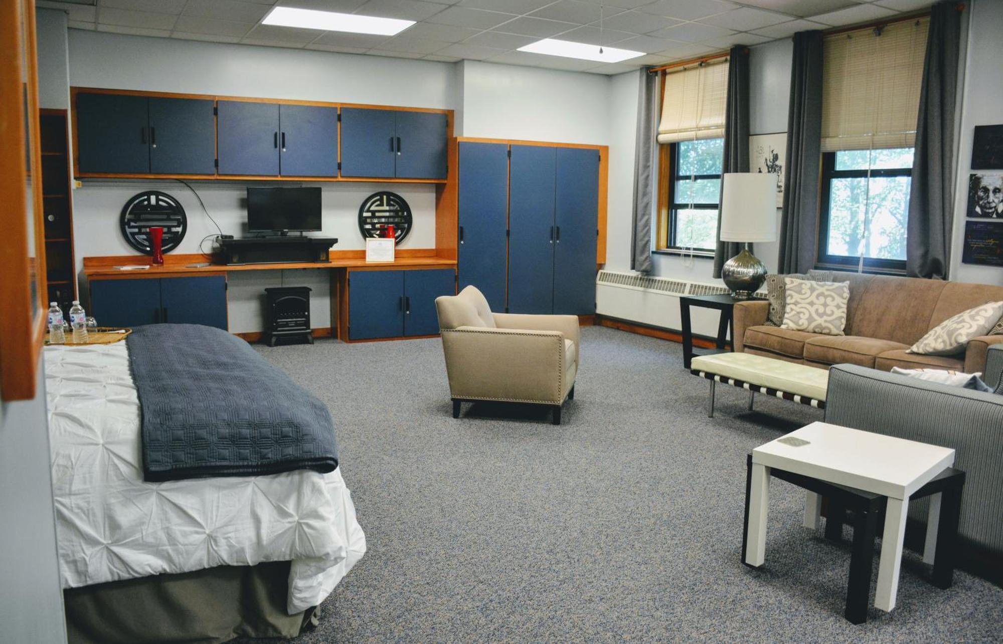 Sherman Inn Ogdensburg Room photo